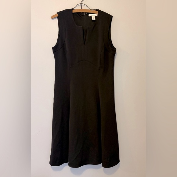 White House Black Market Women’s sz 12 Fit and Flare Black Dress - Picture 1 of 5